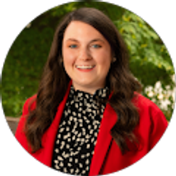 Profile photo of Kaitlyn Schwarzenbach