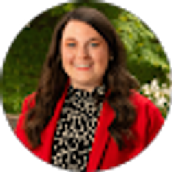 Profile photo of Kaitlyn Schwarzenbach