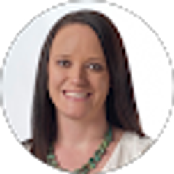 Profile photo of Lauren Dever