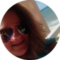 Profile photo of Hannah Hefner