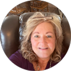 Profile photo of Donna Hall