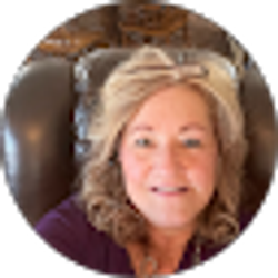 Profile photo of Donna Hall