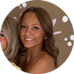 Profile photo of Chloe Vaughn