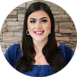 Profile photo of Annelise Delcambre