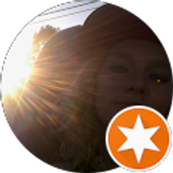 Profile photo of Qu33ni3 Bumbl3