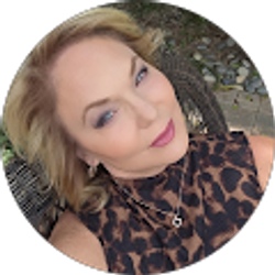 Profile photo of Heather Priamos