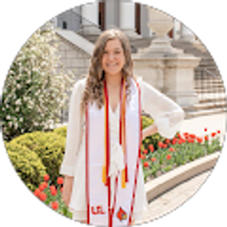 Profile photo of Chloe Hovious