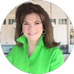 Profile photo of Lori Mills