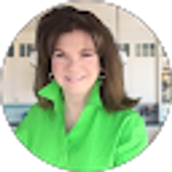 Profile photo of Lori Mills