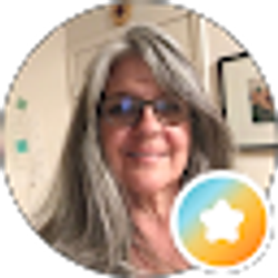 Profile photo of Elayne Gomez