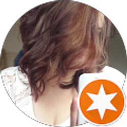 Profile photo of Scarlet Scott