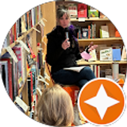 Profile photo of angela small