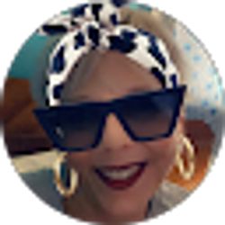 Profile photo of Lisa Thompson