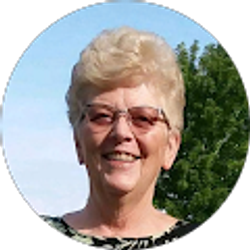 Profile photo of Lou Ann Brunetto