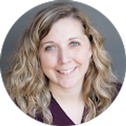 Profile photo of Angela Erdmann