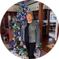 Profile photo of Lisa Putt