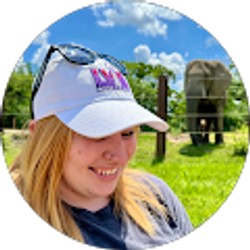 Profile photo of Laura Dessormeau