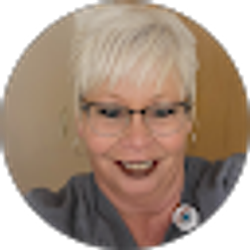 Profile photo of Stephanie Johnson