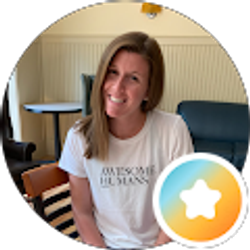 Profile photo of Kelly Farrell