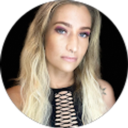 Profile photo of Kristie Adonizio