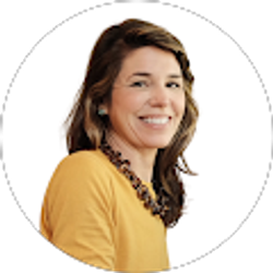 Profile photo of Lisa Davis