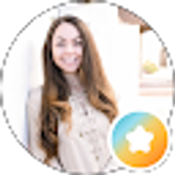 Profile photo of Lyndsey Schramm