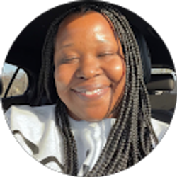 Profile photo of Niya Holland
