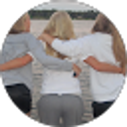 Profile photo of emily wright