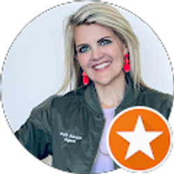 Profile photo of Kelli Kerton