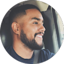 Profile photo of Oscar Valdez