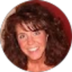 Profile photo of Amy Moine