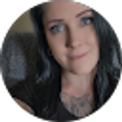 Profile photo of Sarah Gelis