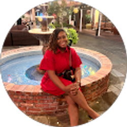 Profile photo of Amber Perry