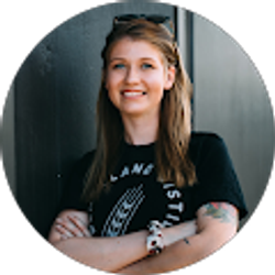 Profile photo of Samantha Logan