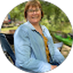 Profile photo of Sheila Dye