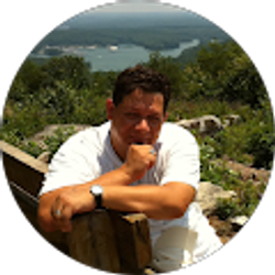 Profile photo of Huber Hurtado