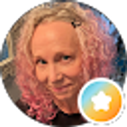 Profile photo of Tracy Gnojek