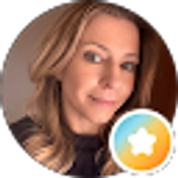 Profile photo of Julia Faith