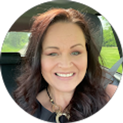 Profile photo of Angie Minkel