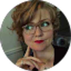 Profile photo of Holly Monroe