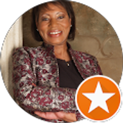 Profile photo of Elaine Smith