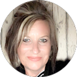 Profile photo of Tina Mandrake