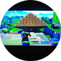 Profile photo of Noah Pierce