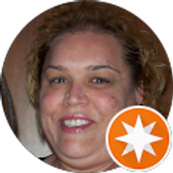 Profile photo of Beth Helton