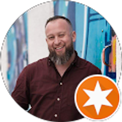 Profile photo of Larry Enscore