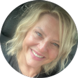 Profile photo of Shannon Wonders