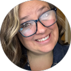 Profile photo of Stacey Larsen