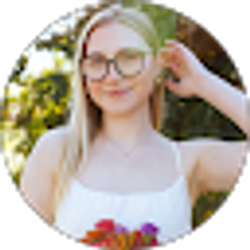 Profile photo of Abi Hinrichsen