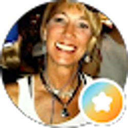 Profile photo of Debbie Vawter