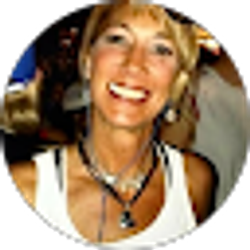Profile photo of Debbie Vawter